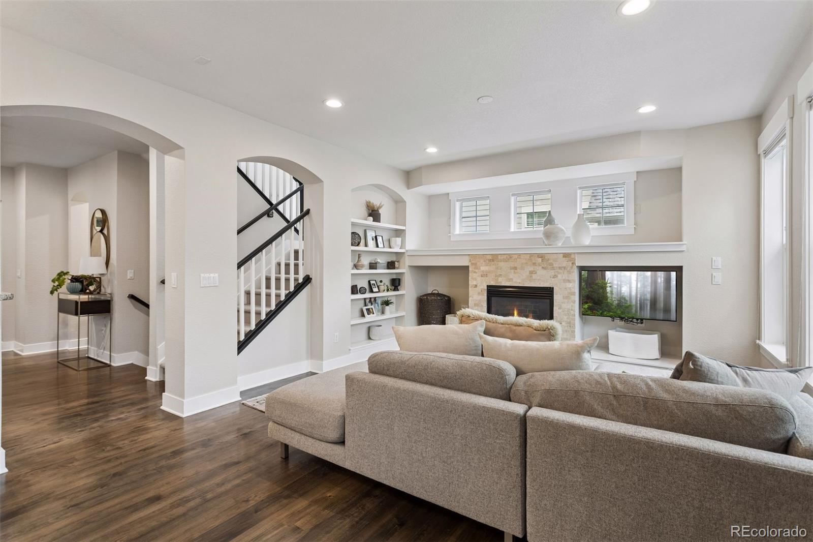 MLS Image #2 for 7873 e 8th place,denver, Colorado