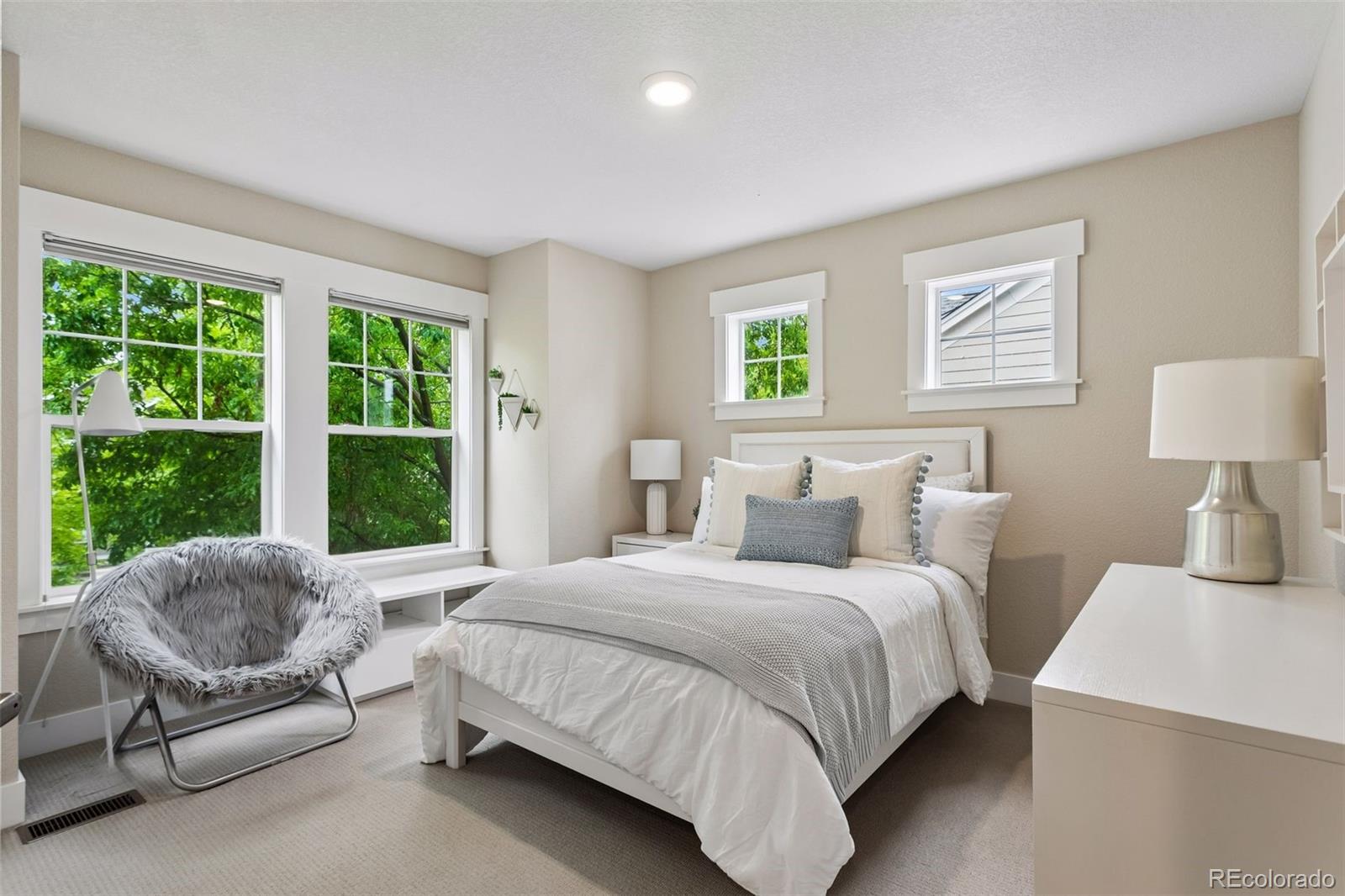 MLS Image #21 for 7873 e 8th place,denver, Colorado