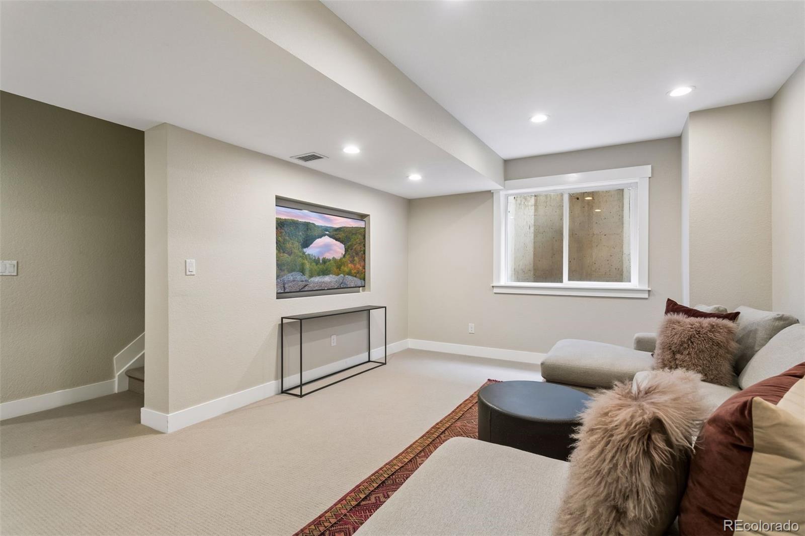 MLS Image #30 for 7873 e 8th place,denver, Colorado