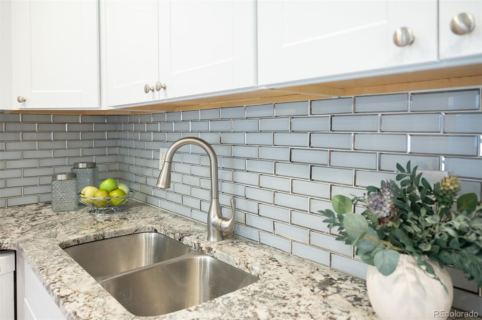MLS Image #17 for 764 s ogden street,denver, Colorado
