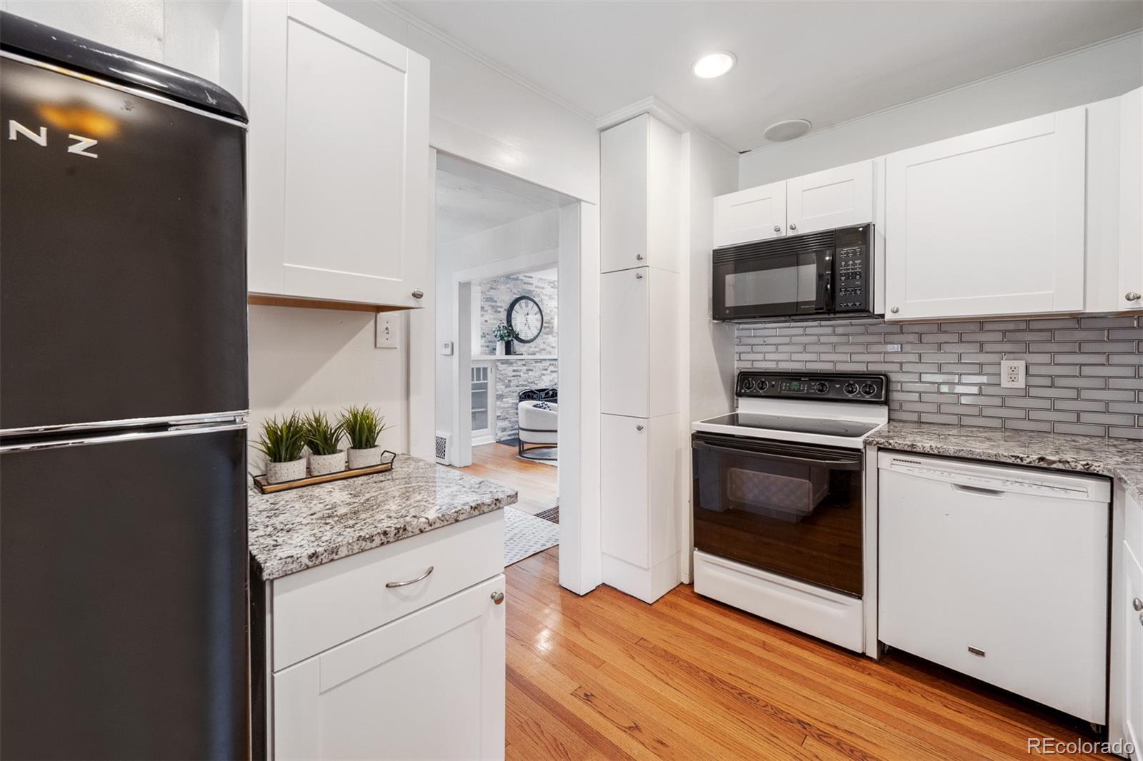 MLS Image #18 for 764 s ogden street,denver, Colorado