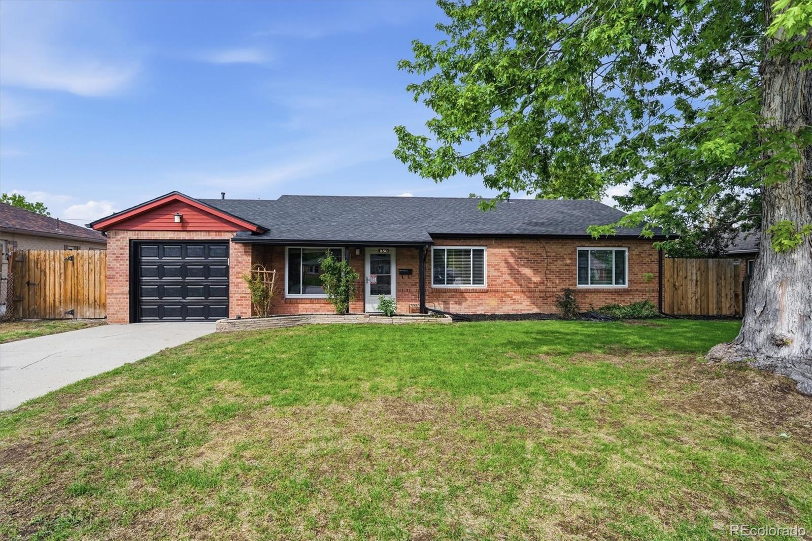 MLS Image #0 for 880  tucson street,aurora, Colorado
