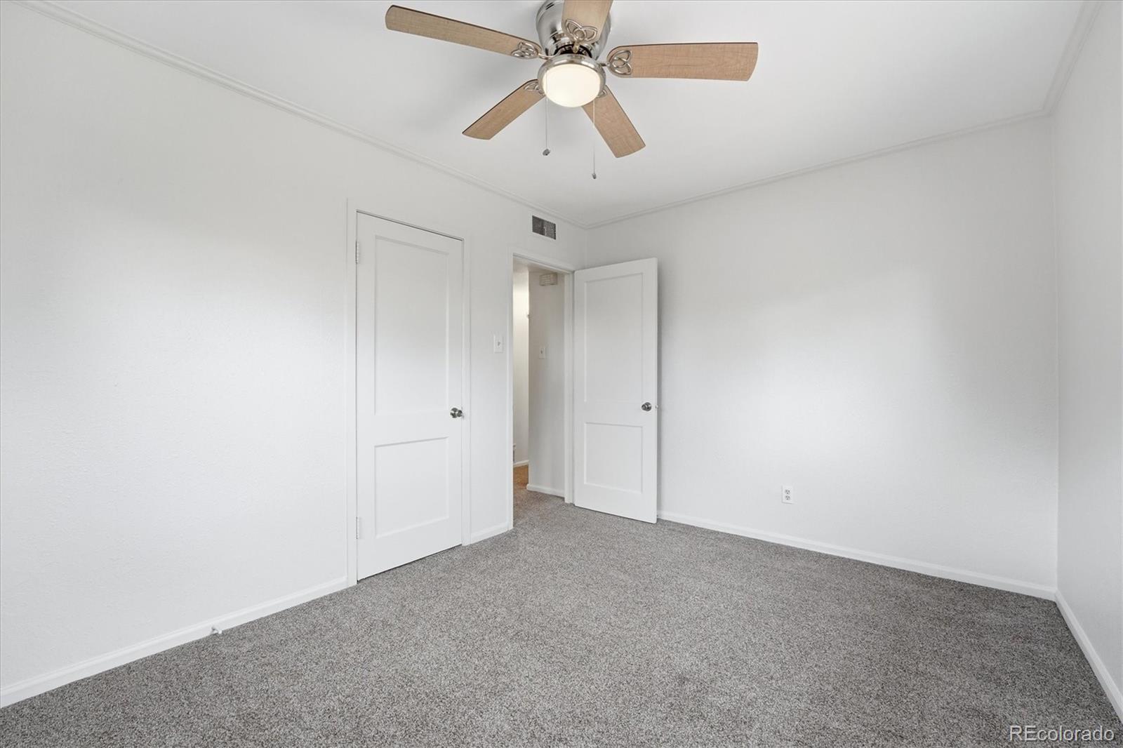 MLS Image #29 for 880  tucson street,aurora, Colorado