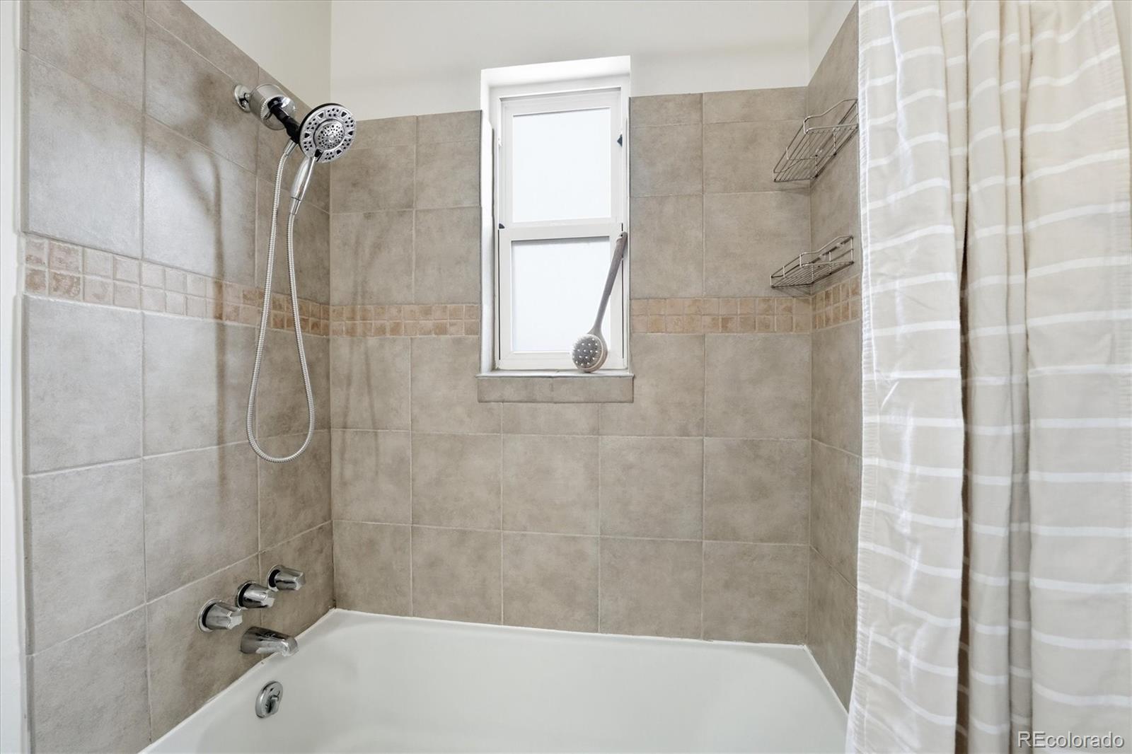 MLS Image #32 for 880  tucson street,aurora, Colorado