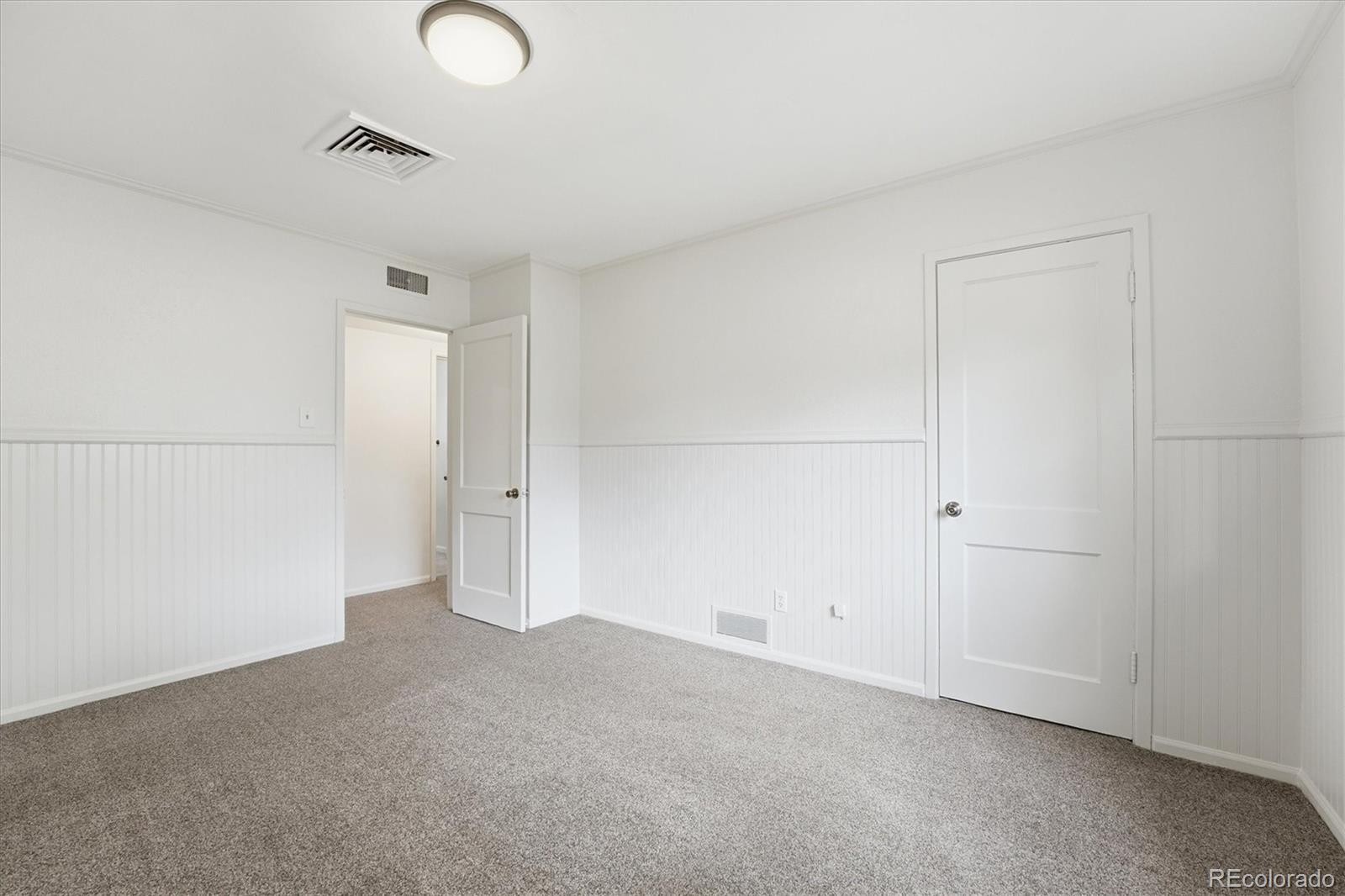 MLS Image #37 for 880  tucson street,aurora, Colorado