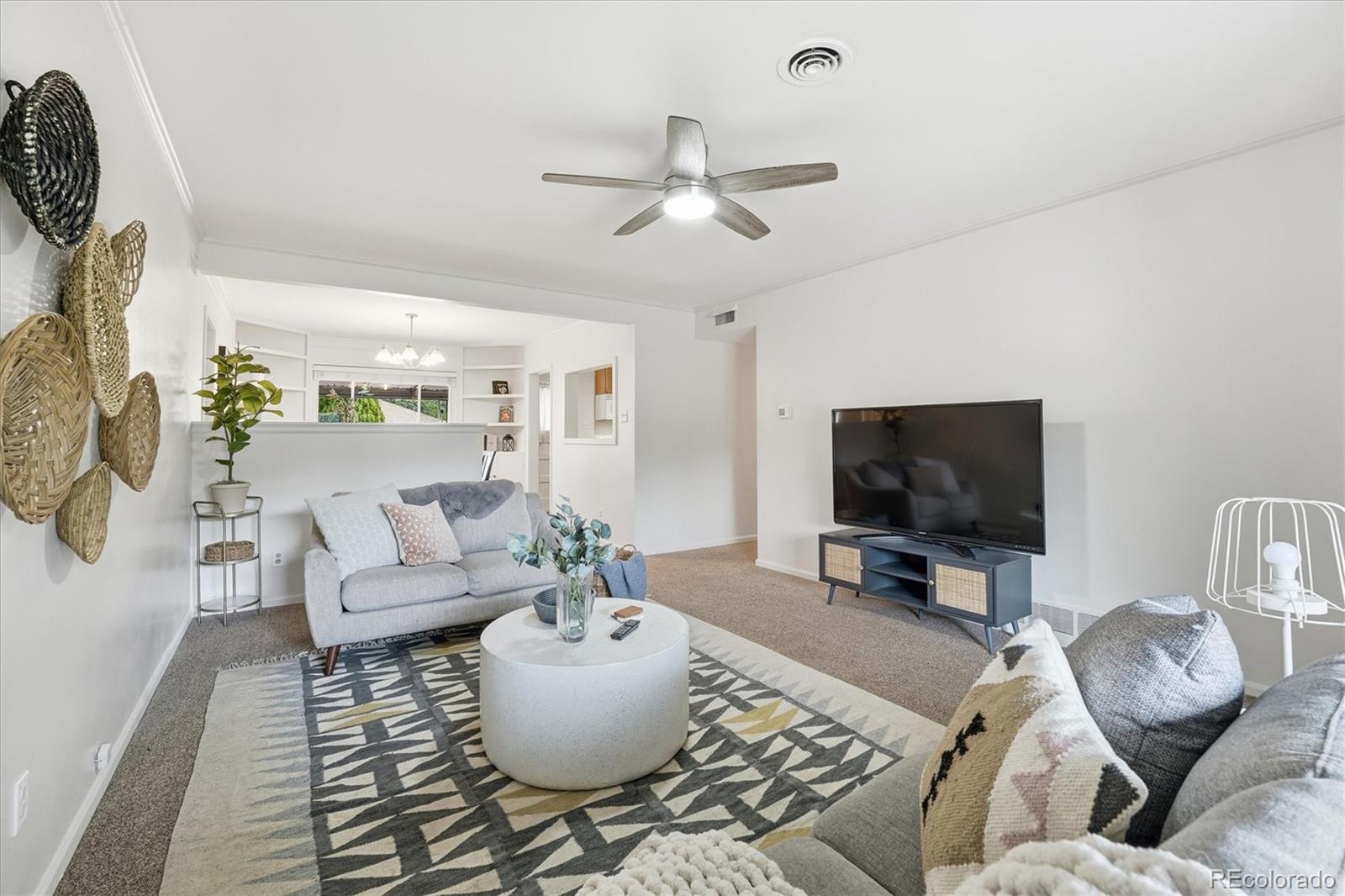 MLS Image #5 for 880  tucson street,aurora, Colorado