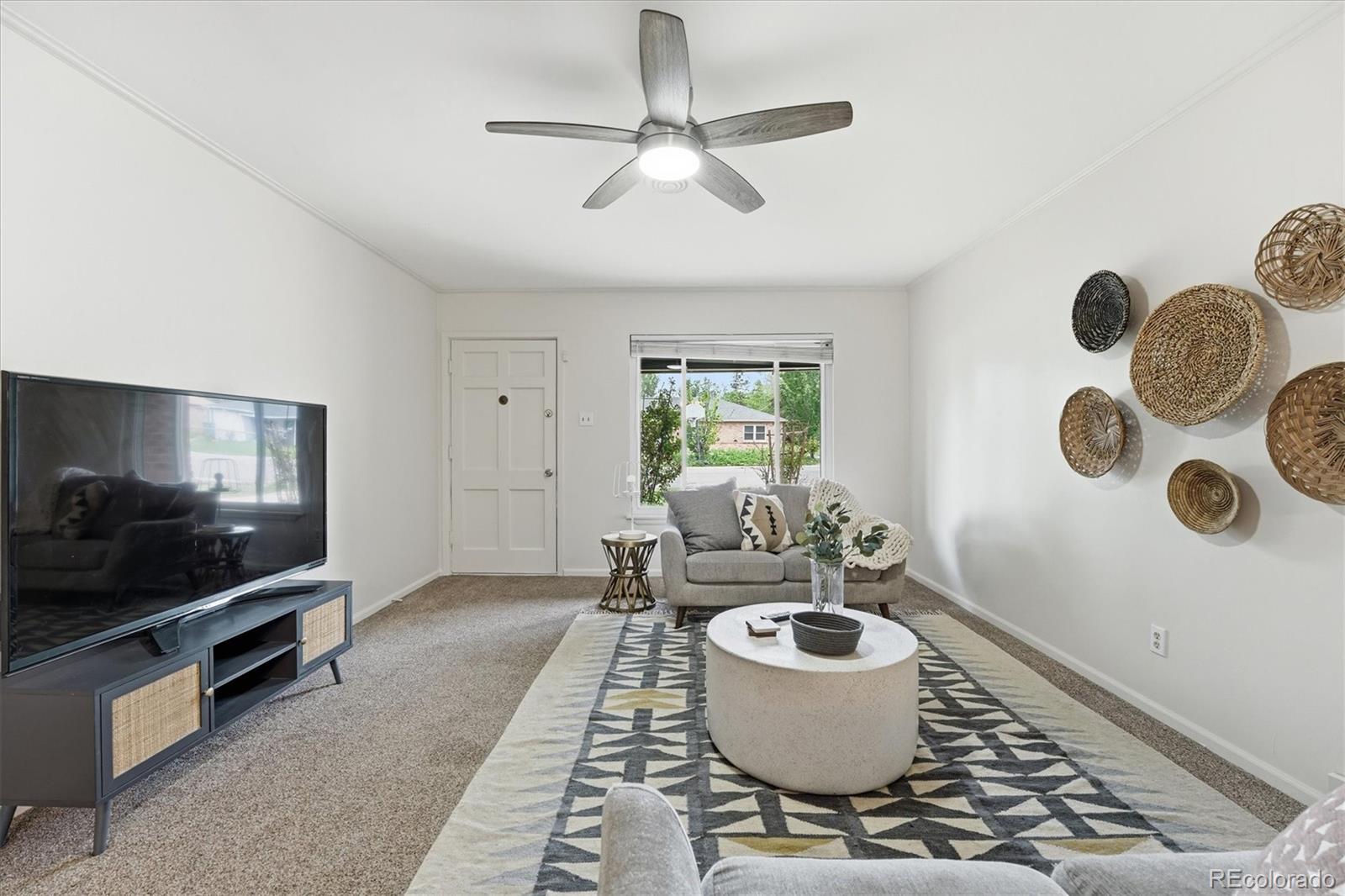 MLS Image #7 for 880  tucson street,aurora, Colorado