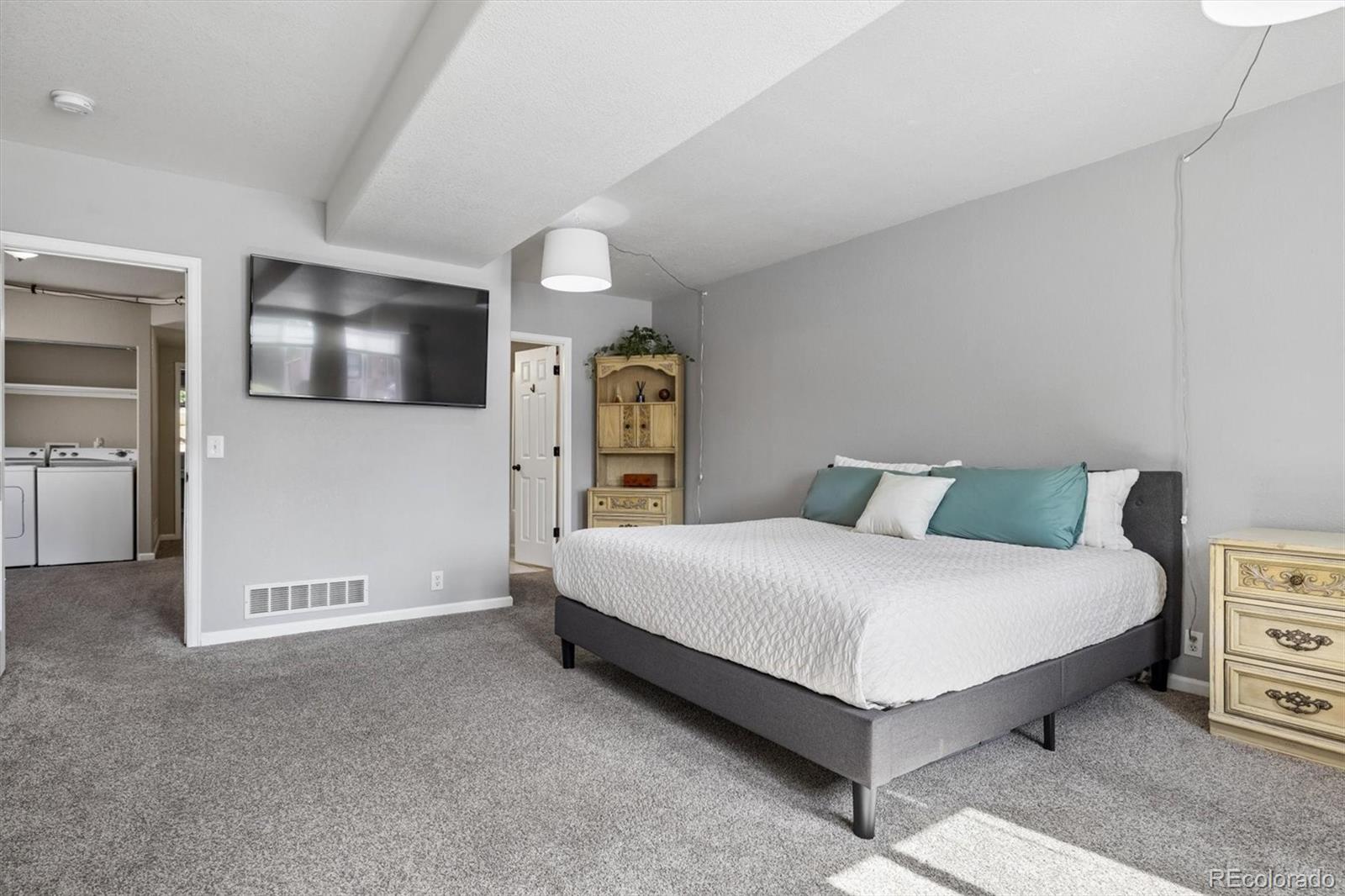 MLS Image #13 for 4814  benton street,denver, Colorado