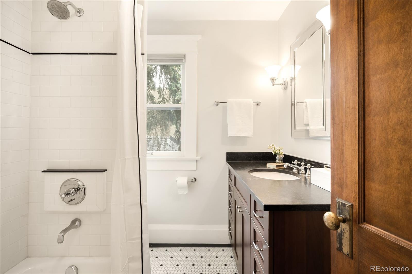 MLS Image #33 for 767 n williams street,denver, Colorado