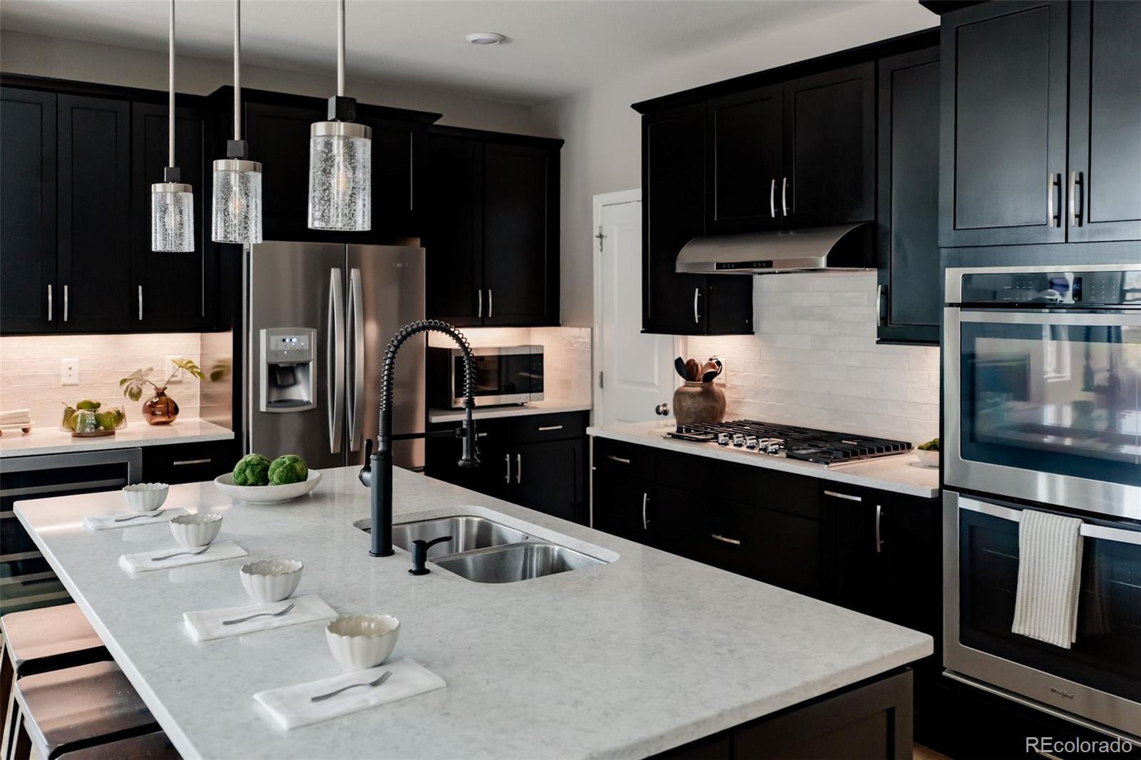 MLS Image #6 for 5706  boston court,denver, Colorado
