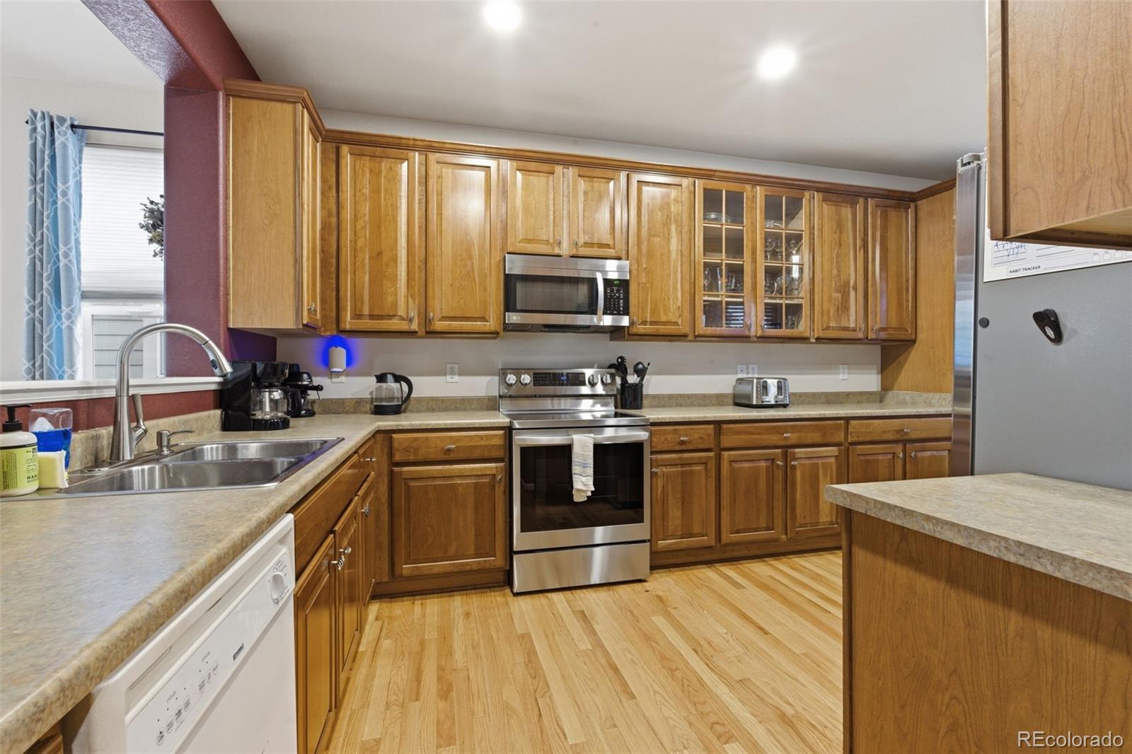 MLS Image #6 for 10178  uravan street,commerce city, Colorado