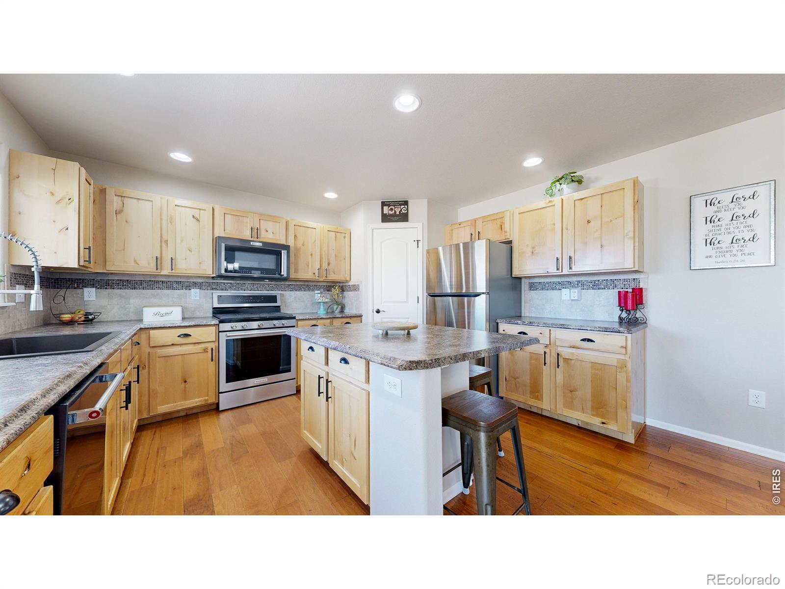 MLS Image #17 for 548  el diente avenue,severance, Colorado