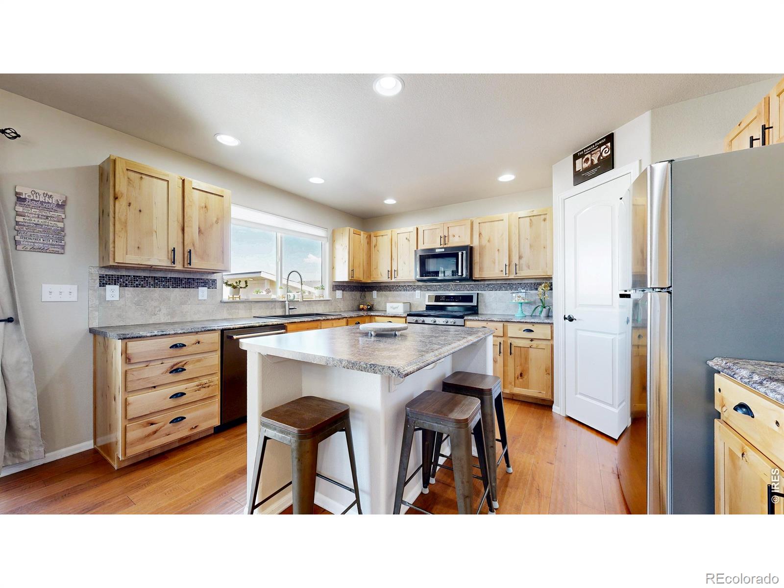 MLS Image #9 for 548  el diente avenue,severance, Colorado
