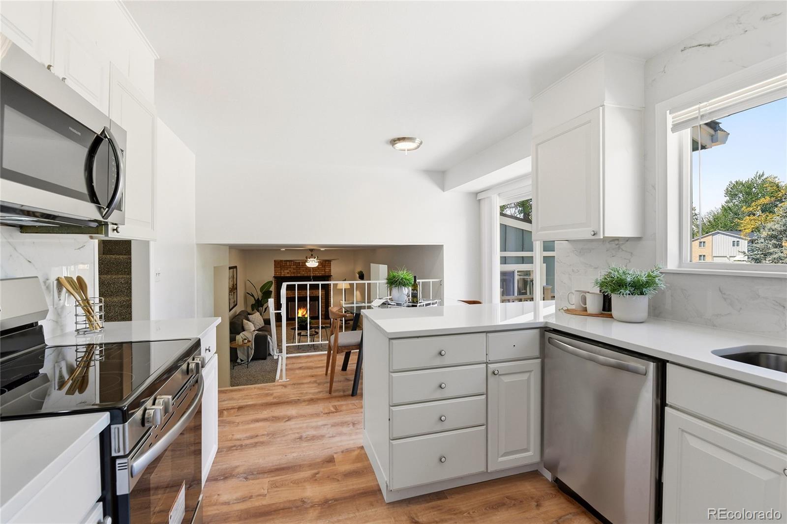 MLS Image #5 for 11607 e mexico avenue,aurora, Colorado