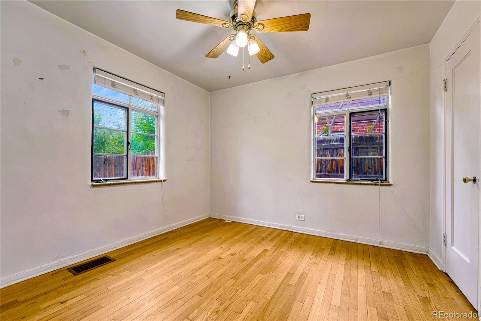 MLS Image #6 for 1103  kearney street,denver, Colorado