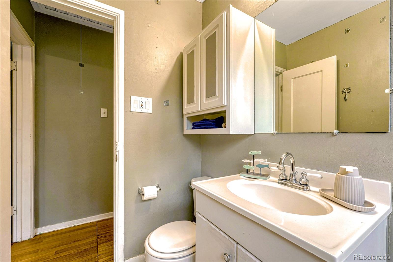 MLS Image #7 for 1103  kearney street,denver, Colorado