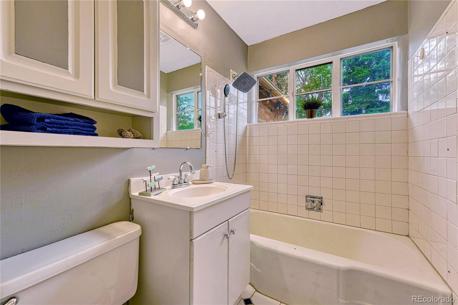 MLS Image #8 for 1103  kearney street,denver, Colorado