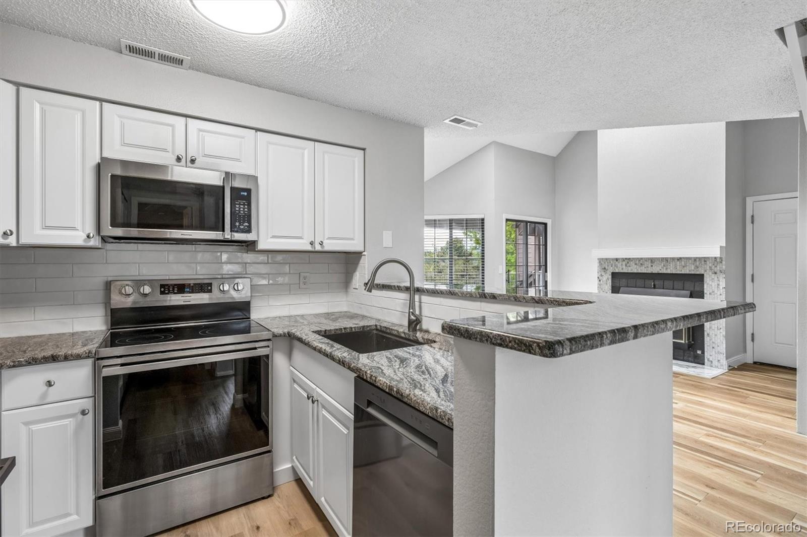 MLS Image #1 for 844 s vance street f,lakewood, Colorado