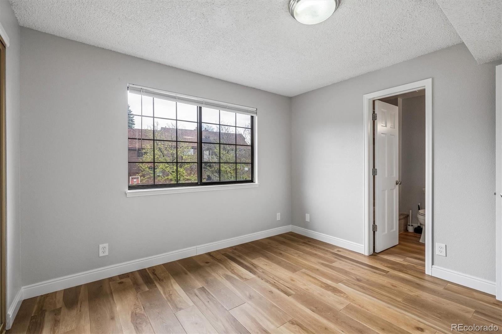MLS Image #13 for 844 s vance street f,lakewood, Colorado