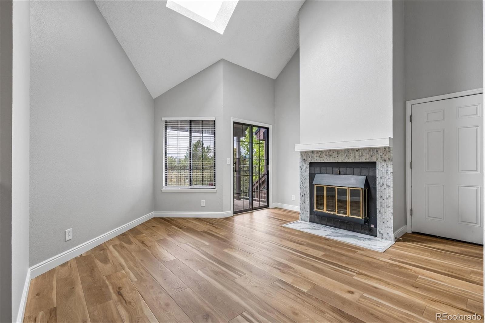 MLS Image #3 for 844 s vance street f,lakewood, Colorado