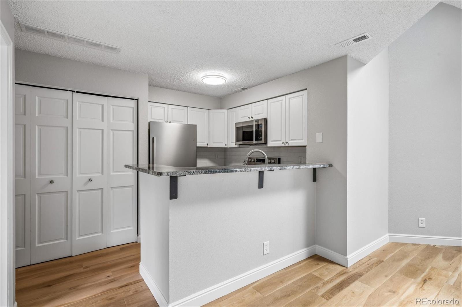 MLS Image #5 for 844 s vance street f,lakewood, Colorado