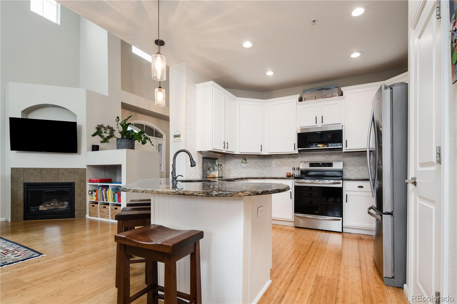 MLS Image #10 for 15487 w 66th drive c,arvada, Colorado