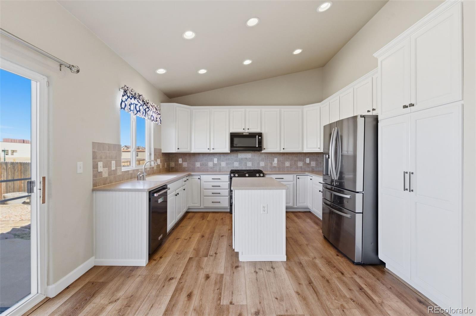 MLS Image #11 for 6128  mountain brook street,colorado springs, Colorado