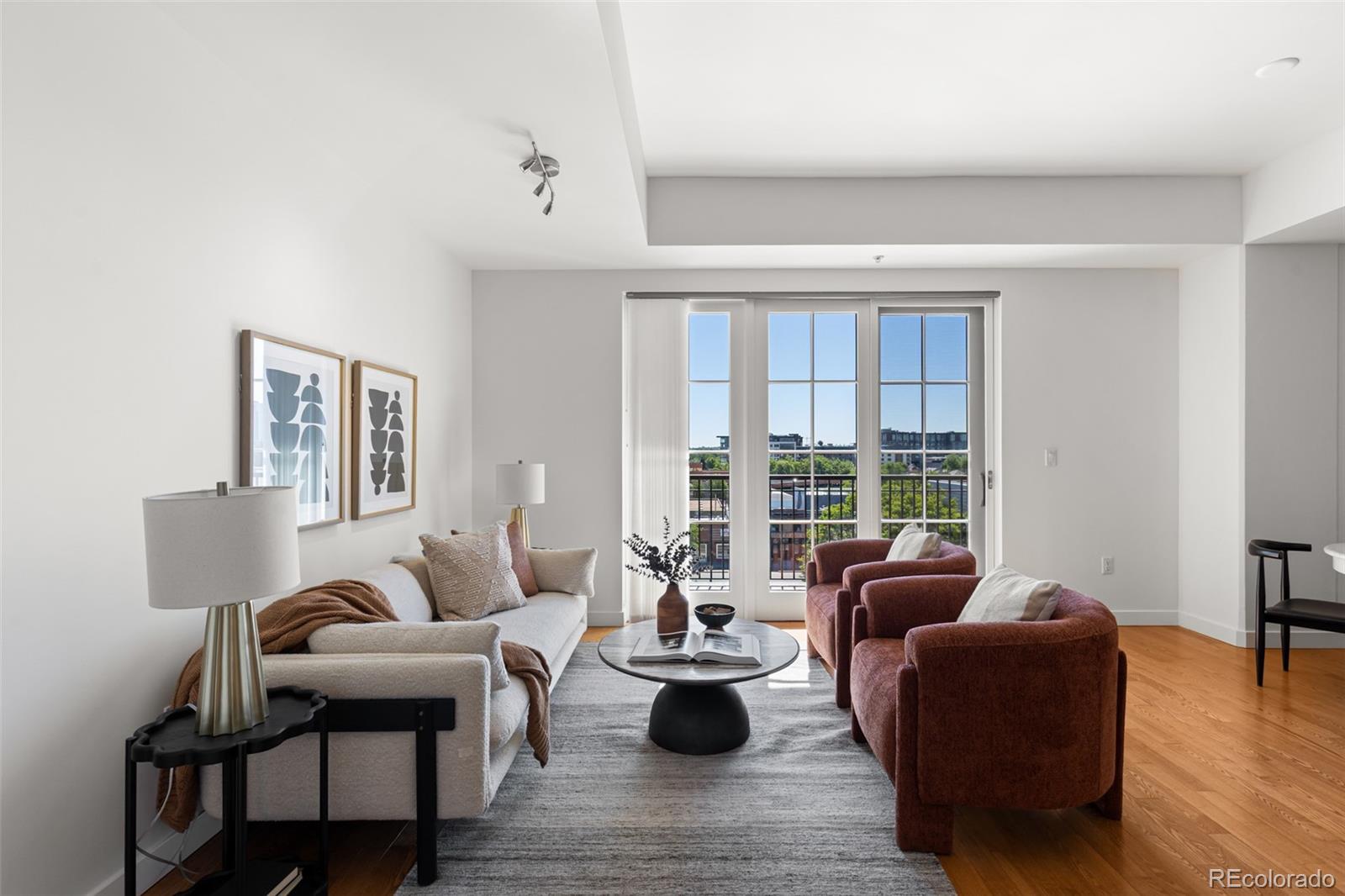 MLS Image #3 for 410  acoma street 609,denver, Colorado