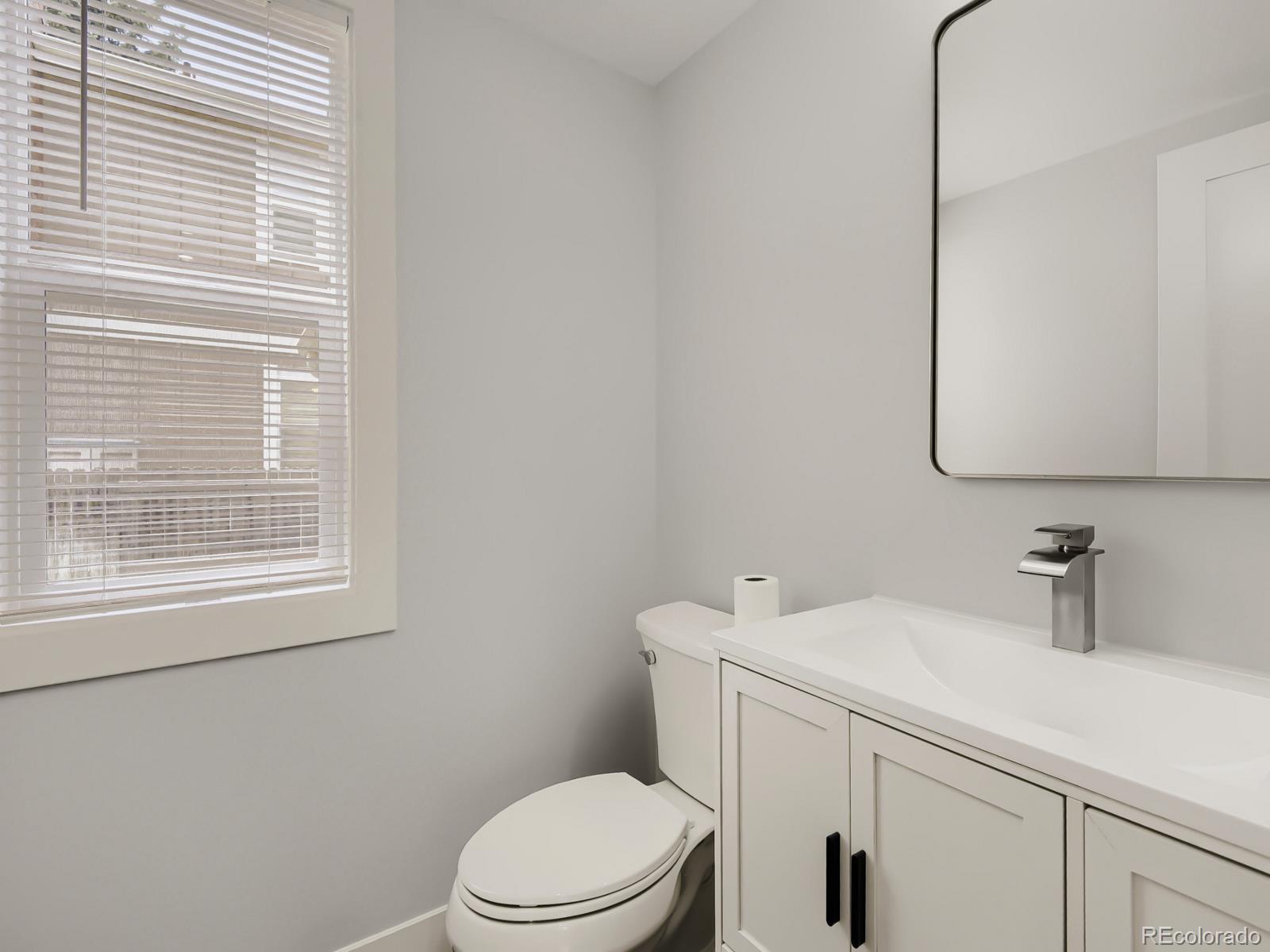 MLS Image #6 for 8212 s tamarac street,centennial, Colorado