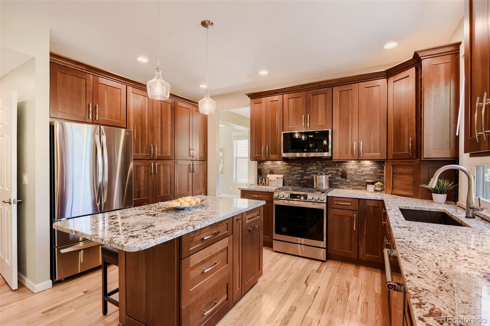 MLS Image #6 for 8658  aberdeen circle,highlands ranch, Colorado