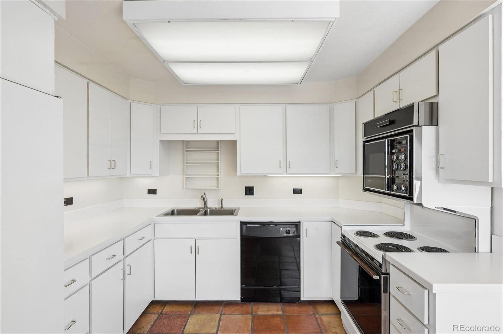 MLS Image #16 for 2000 e 12th avenue 11c,denver, Colorado