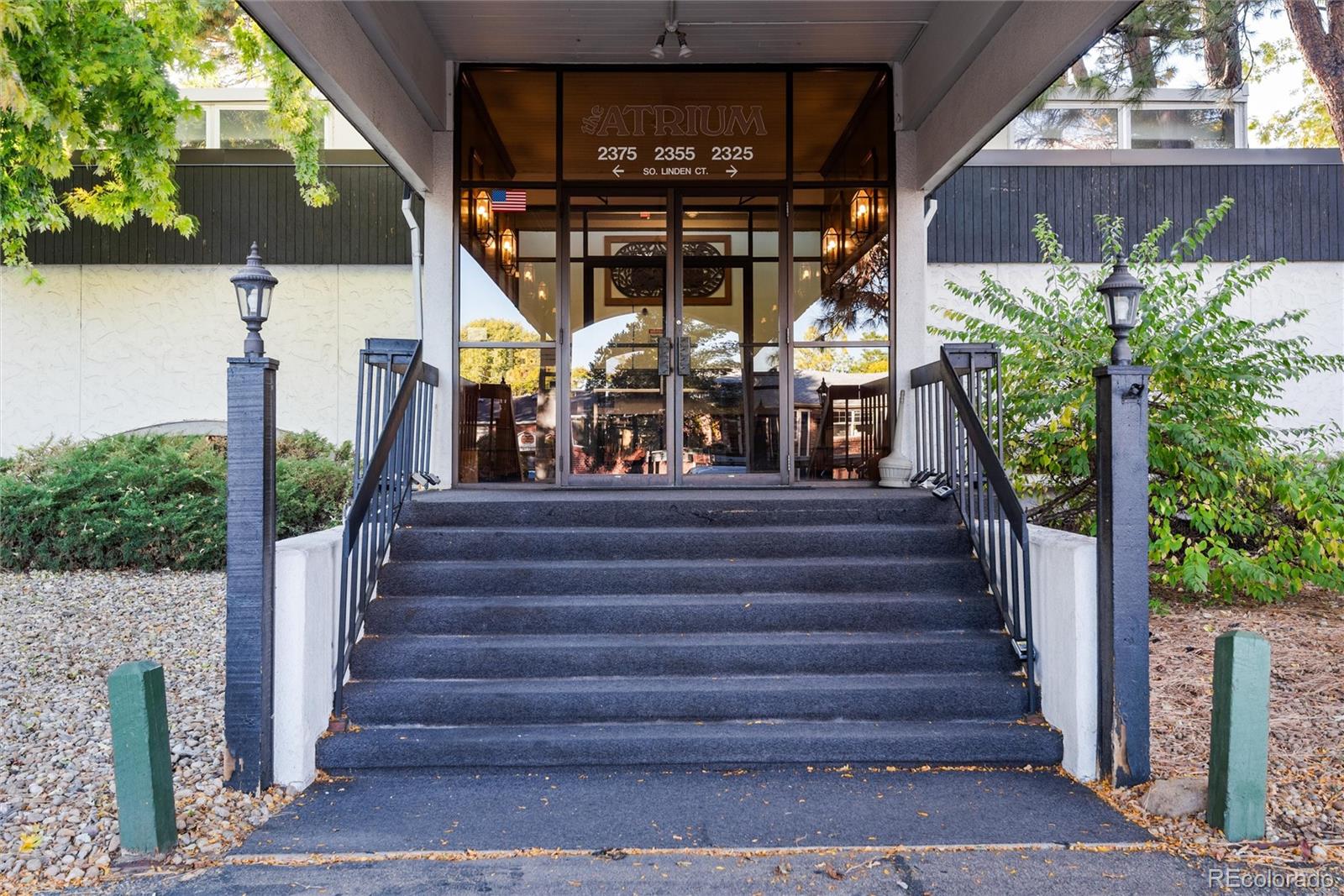 MLS Image #25 for 2325 s linden court,denver, Colorado