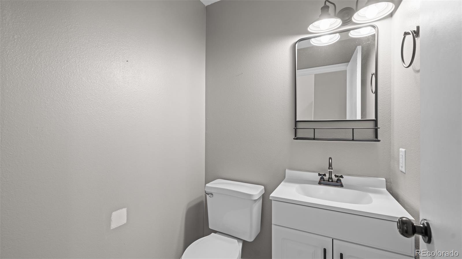 MLS Image #4 for 821  descendant drive,fountain, Colorado