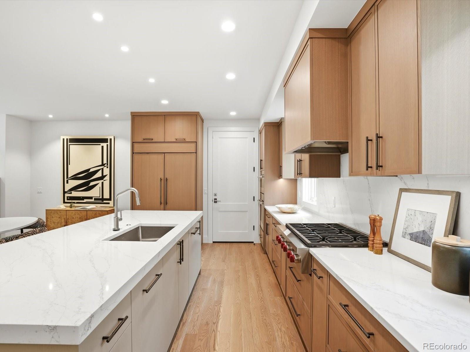 MLS Image #14 for 3330 e 4th avenue,denver, Colorado