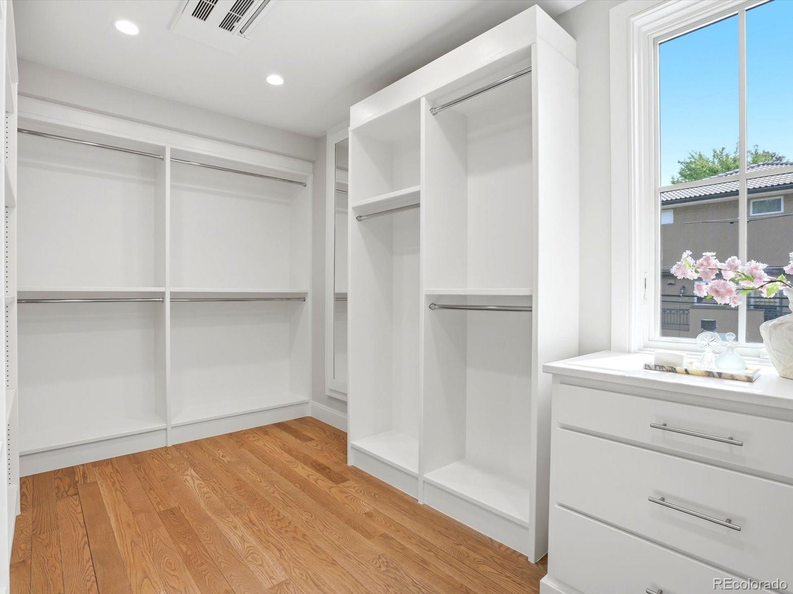 MLS Image #29 for 3330 e 4th avenue,denver, Colorado