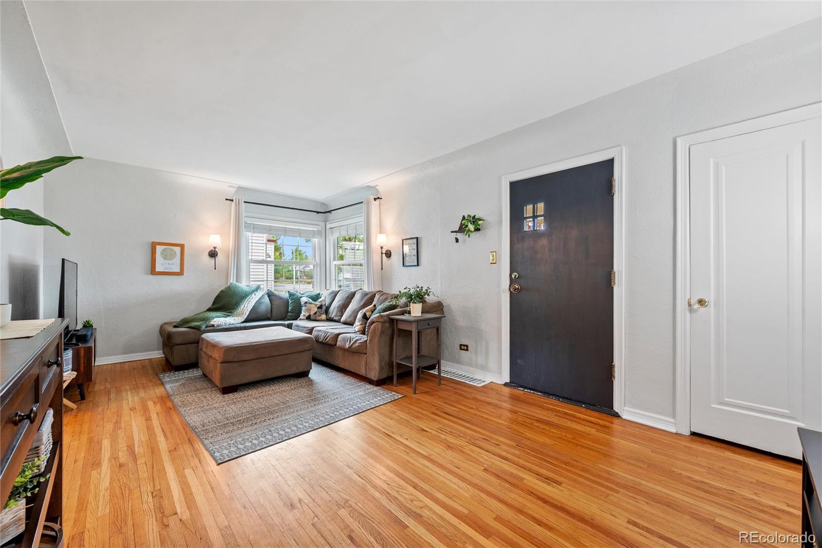 MLS Image #5 for 3930 s grant street,englewood, Colorado