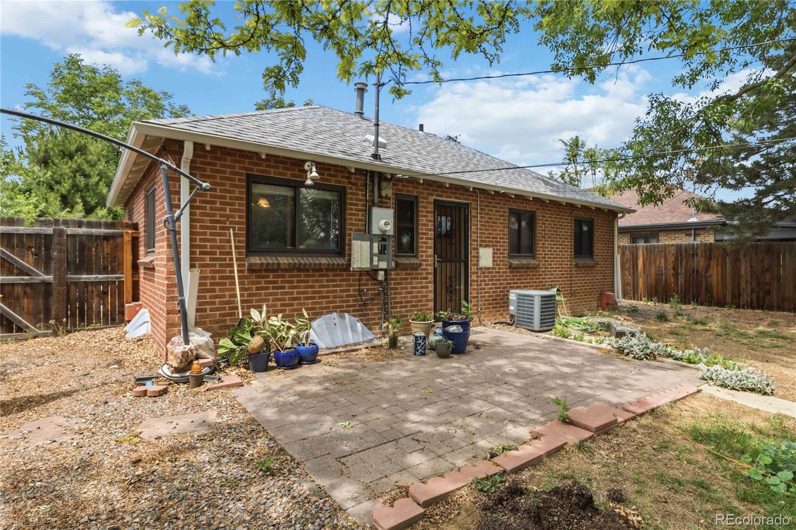 MLS Image #20 for 2380  poplar street,denver, Colorado