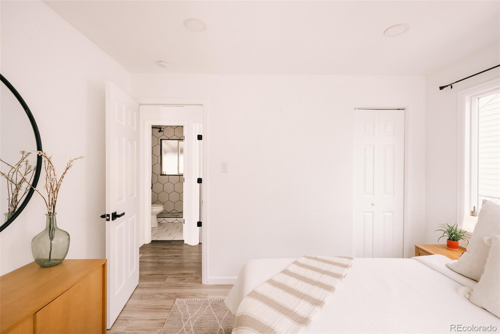 MLS Image #16 for 4825  bryant street,denver, Colorado