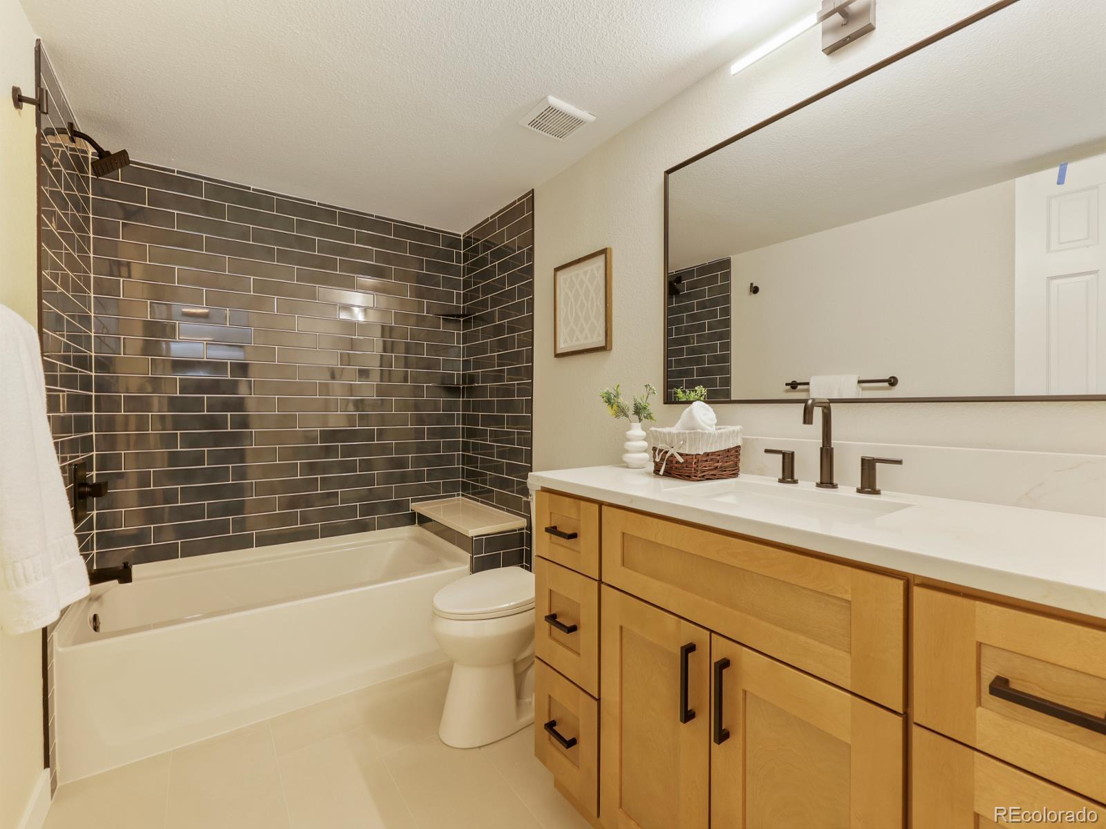 MLS Image #18 for 8135 s syracuse street,centennial, Colorado