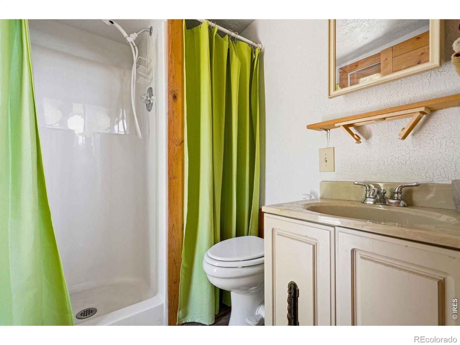 MLS Image #27 for 76  cairn court,drake, Colorado