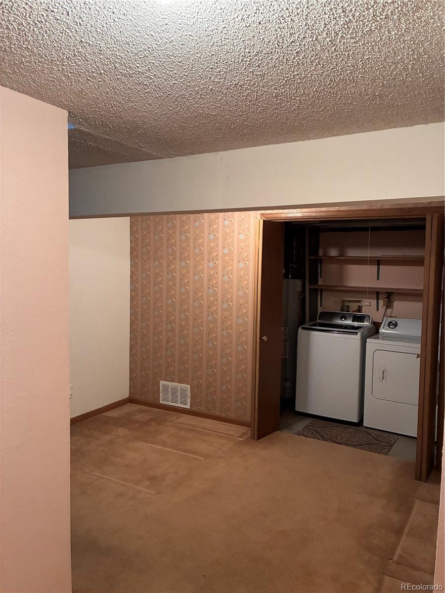 MLS Image #9 for 1470 s quebec way 41,denver, Colorado