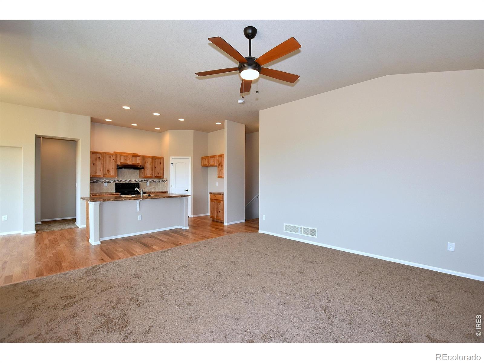 MLS Image #11 for 5010  tangerine street,johnstown, Colorado