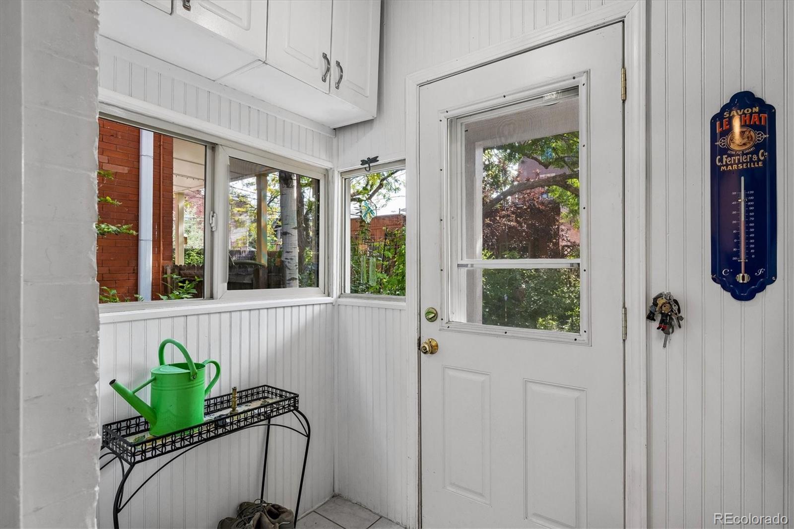 MLS Image #11 for 1140 n emerson street,denver, Colorado