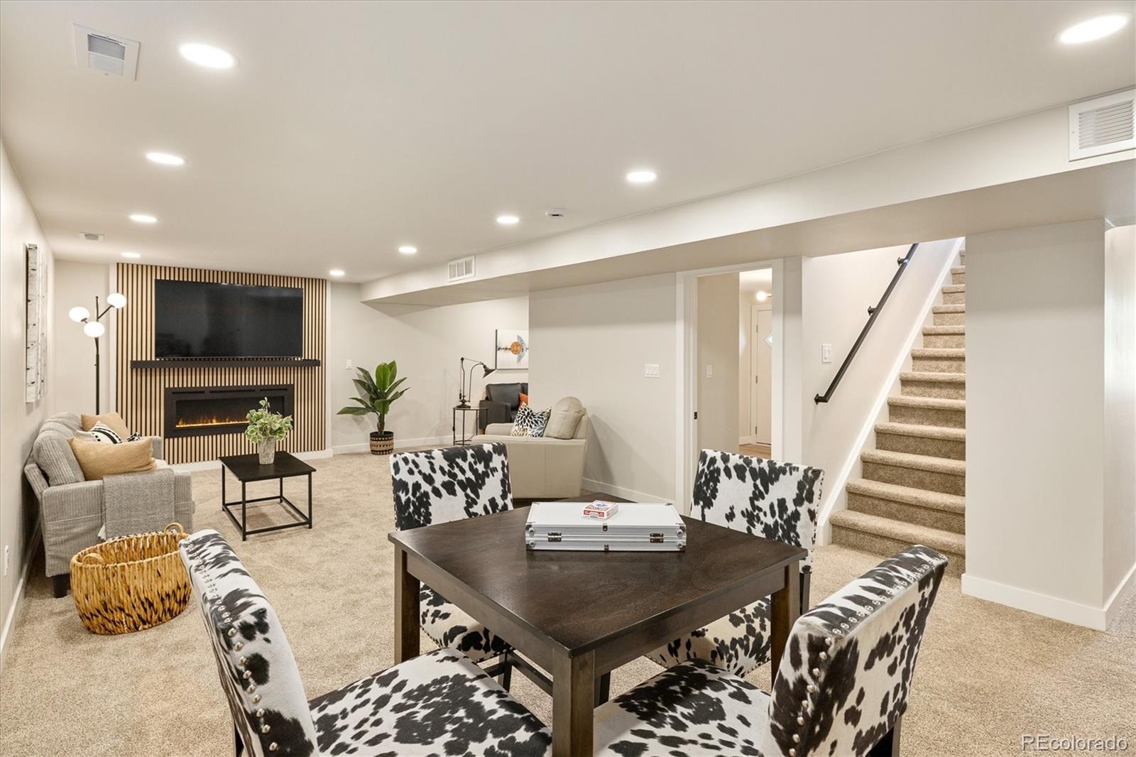 MLS Image #19 for 10172 w 69th avenue,arvada, Colorado