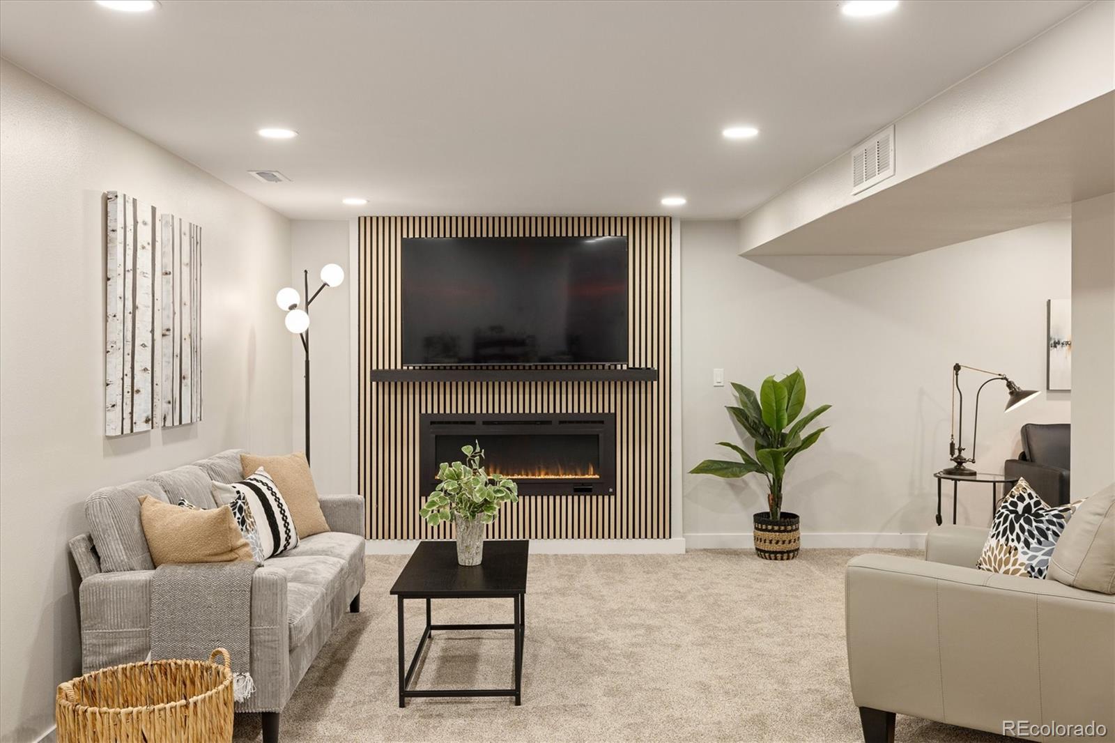 MLS Image #20 for 10172 w 69th avenue,arvada, Colorado