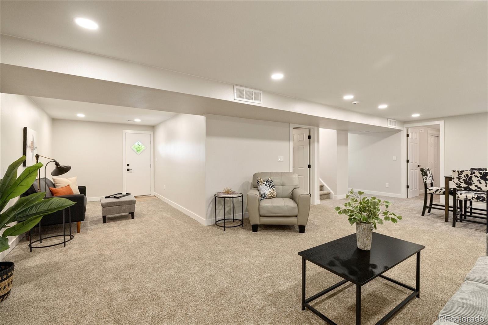 MLS Image #21 for 10172 w 69th avenue,arvada, Colorado
