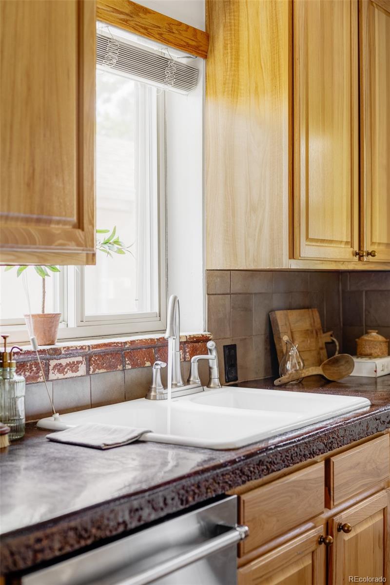 MLS Image #11 for 2929  dexter street,denver, Colorado