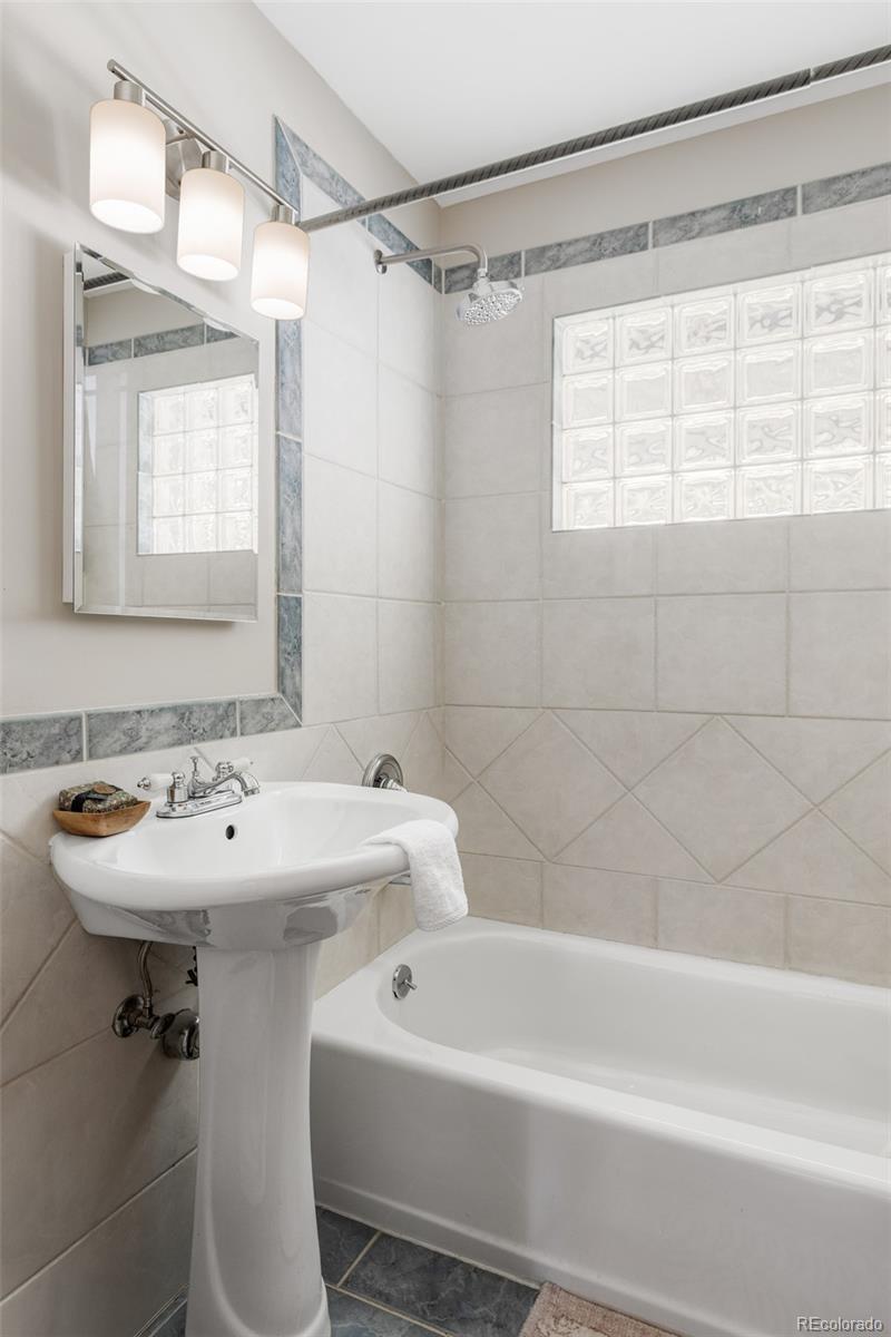MLS Image #15 for 2929  dexter street,denver, Colorado