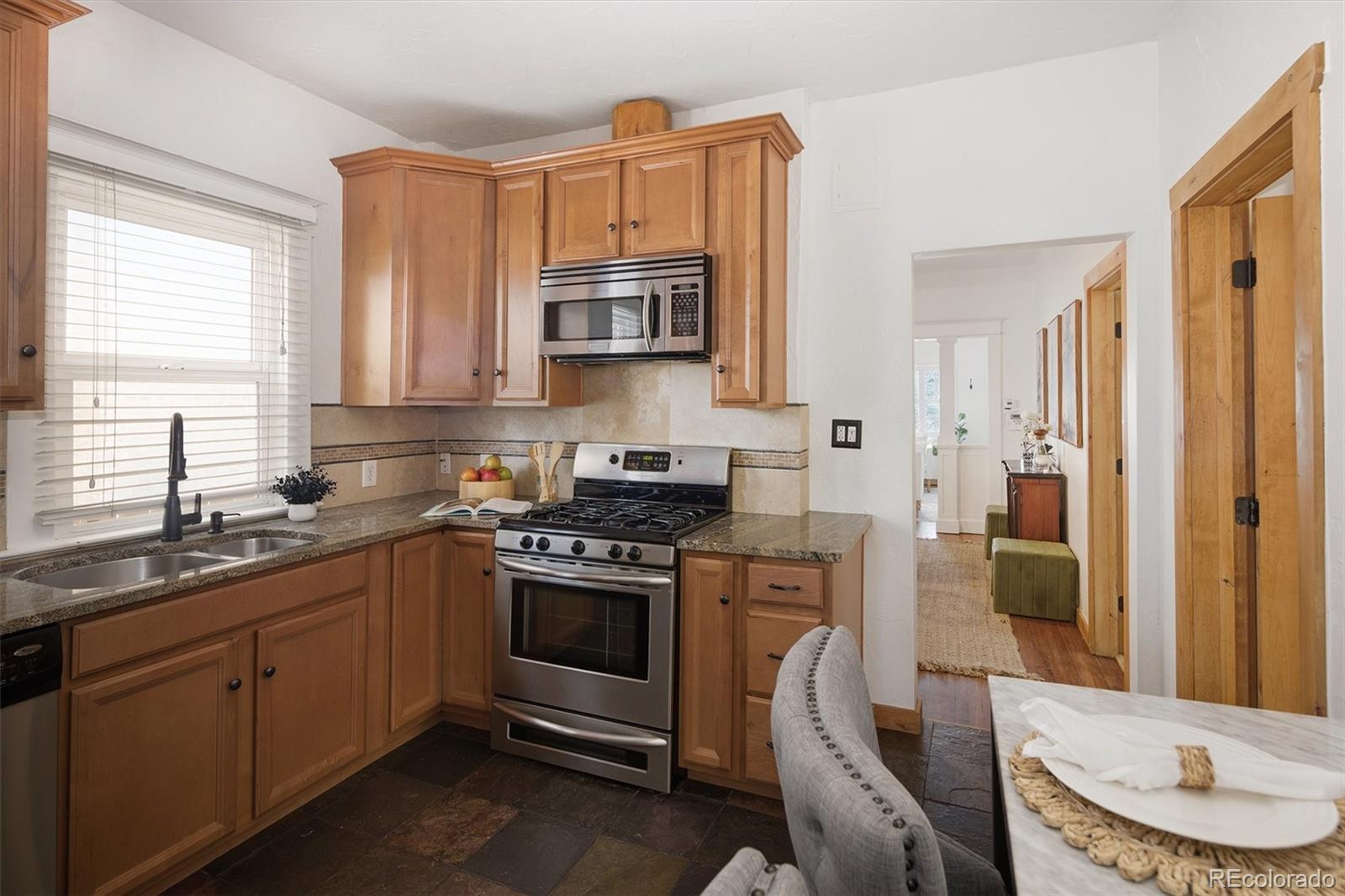 MLS Image #6 for 3131 w 31st avenue,denver, Colorado