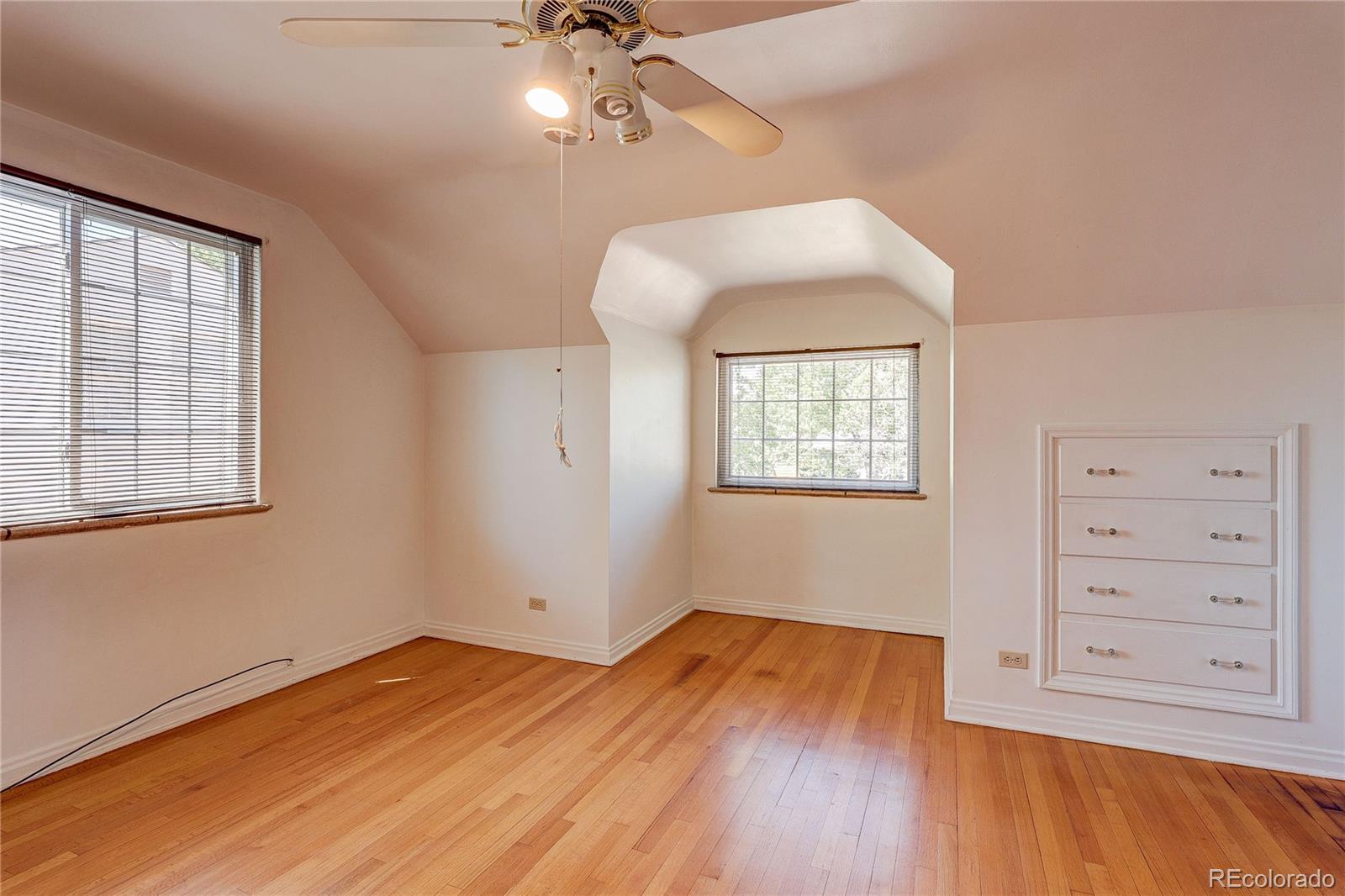 MLS Image #10 for 2550  locust street,denver, Colorado